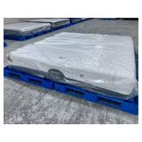 Serta iComfort Savant EverFeel Memory Foam King Mattress— NO RESERVE Serta iComfort Savant EverFeel Memory Foam King Mattress— NO RESERVE