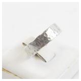 Hammered Silver Tone Base Metal Band Ring Size 7.25