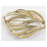 Vintage Monet Gold Tone Leaf Brooch Pin