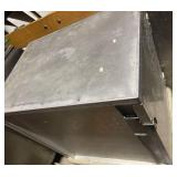 Lockwood ENCLOSED Holding Cabinet On Caster 21 x 27.5 x 27.5