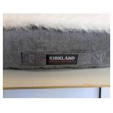 NEW KIRKLAND SIGNATURE PET BED NEW KIRKLAND SIGNATURE PET BED