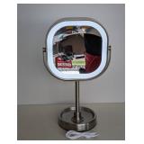 NEW CONAIR HALO LED RECHARGEABLE MIRROR NEW CONAIR HALO LED RECHARGEABLE MIRROR