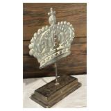 Set of 2 Decorative Metal Crown Sculptures