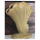 Beautiful Vintage Red Wing USA 891 Olive Shell Art Pottery 1930