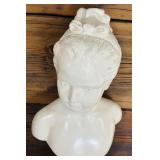 Vintage Alexander Backer Chalk Ware Bust Après Houdini of Young Woman, Reproduction