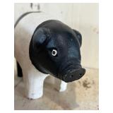 Adorable Wood Carved Pigs