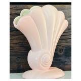 Vintage Red Wing 899 Pottery Pink / Rose Fan Vase