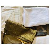 Assorted Fabric Lot Including Cloth Napkins in Various Colors