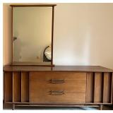 Kent-Coffey The Eloquence Mid-Century Modern Dresser with Mirror Kent-Coffey The Eloquence Mid-Century Modern Dresser with Mirror