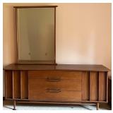 Kent-Coffey The Eloquence Mid-Century Modern Dresser with Mirror Kent-Coffey The Eloquence Mid-Century Modern Dresser with Mirror