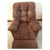Brown Upholstered Recliner Armchair with Lever Brown Upholstered Recliner Armchair with Lever