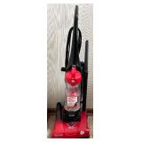 Dirt Devil Featherlite Cyclonic Upright Vacuum Cleaner Dirt Devil Featherlite Cyclonic Upright Vacuum Cleaner