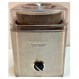 Cuisinart 2 Quart Frozen Yogurt Sorbet & Ice Cream Maker Cuisinart 2 Quart Frozen Yogurt Sorbet & Ice Cream Maker