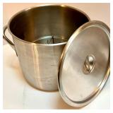 Seafood Boil Set with Large Stock Pot, Butter Warmers, Crab Crackers, and Forks Seafood Boil Set with Large Stock Pot, Butter Warmers, Crab Crackers, and Forks