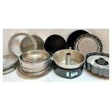 Assorted Baking Pans, Pie Plates, Bundt and Cake Pans Collection Assorted Baking Pans, Pie Plates, Bundt and Cake Pans Collection