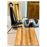 Electric Knife Set with Cuisinart Knife, Carving Blades, Block, and Presto Eversharp Sharpener Electric Knife Set with Cuisinart Knife, Carving Blades, Block, and Presto Eversharp Sharpener