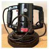 220 PSI Portable 12V Air Compressor and Duracraft Turbo Heater Set 220 PSI Portable 12V Air Compressor and Duracraft Turbo Heater Set