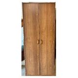 Woodgrain Laminate Storage Cabinet with Shelving Woodgrain Laminate Storage Cabinet with Shelving