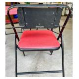 Samsonite Folding Card Table with 4 Red Folding Chairs Samsonite Folding Card Table with 4 Red Folding Chairs