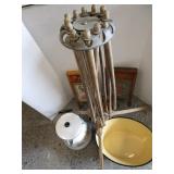 Laundry & Enamel Collectibles