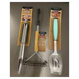 BBQ Tool Set with Tongs, Deluxe Grid Brush, and Spatula