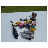 OODLES OF VINTAGE PLASTIC TOYS VERY LARGE LOT (MORE THEN FIRST PICTURE) OODLES OF VINTAGE PLASTIC TOYS VERY LARGE LOT (MORE THEN FIRST PICTURE)