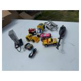 OODLES OF VINTAGE PLASTIC TOYS VERY LARGE LOT (MORE THEN FIRST PICTURE) OODLES OF VINTAGE PLASTIC TOYS VERY LARGE LOT (MORE THEN FIRST PICTURE)