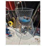 Lund 16ft Aluminum Fishing Boat with Steering Console.  This does NOT include trailer but can be used to transport it.