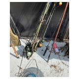 Lund 16ft Aluminum Fishing Boat with Steering Console.  This does NOT include trailer but can be used to transport it.
