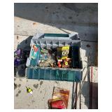Lund 16ft Aluminum Fishing Boat with Steering Console.  This does NOT include trailer but can be used to transport it.