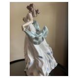 Lladro Summer Serenade Porcelain Figurine