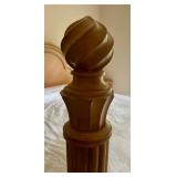 Thomasville King Poster Wooden King Size Bed Frame with Two Matching Nightstands