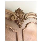 Thomasville King Poster Wooden King Size Bed Frame with Two Matching Nightstands