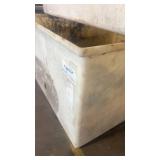 Poly Processing Rectangular Storage Tank with Drain Hole