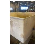 Large Industrial Plastic Tank with Valve and Fittings