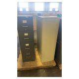 Set of 2 Metal Filing Cabinets with Four Drawers Each