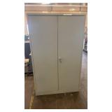 Heavy Duty Metal Storage Cabinet with Shelves and Lock