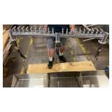 Stainless Steel Multi-Outlet Manifold and Three-Compartment Trough