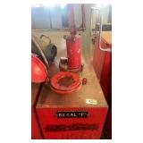 Red Metal Industrial Oil Dispenser with Pump