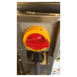 Alto-Shaam VMC-H4H Commercial Electric Holding Cabinet with Stainless Table