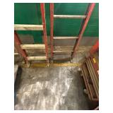 Set of 3 Extension Ladders with Fiberglass Rails