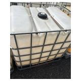 Large Plastic IBC Tote with Metal Cage and Pallet Base