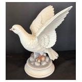 Andrea by Sadek White Dove Figurine