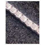 Sterling Silver 1.0 ct tw Diamond Circle Link Tennis Bracelet Sterling Silver 1.0 ct tw Diamond Circle Link Tennis Bracelet