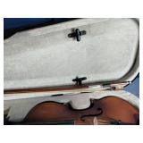 Mendini Violin by Cecilio 4/4 Size Mendini Violin by Cecilio 4/4 Size