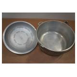 Vintage Club Hammered Aluminum Pot with Lid
