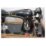 Vintage Singer Sewing Machine with Case