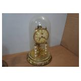 *2* Vintage Clocks