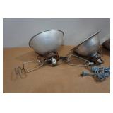 *3* Heat Lamps
