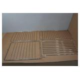Assorted Home Décor - Halfmoon Metal Wall Décor, Goose Statues